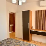 Onyx Deluxe First Line Apartman Szveti Vlasz