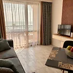 Onyx Deluxe First Line Apartman