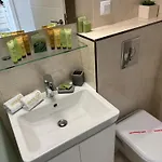 Onyx Deluxe First Line Apartman Szveti Vlasz