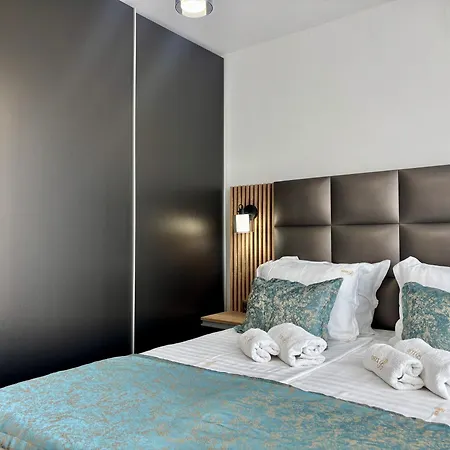Apartman Onyx Deluxe First Line *