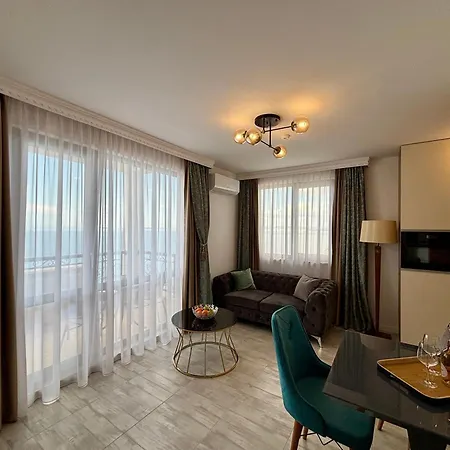 Onyx Deluxe First Line Apartman Szveti Vlasz