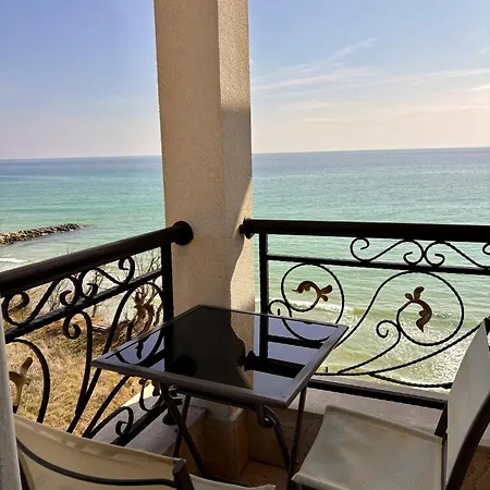 Onyx Deluxe First Line Appartement