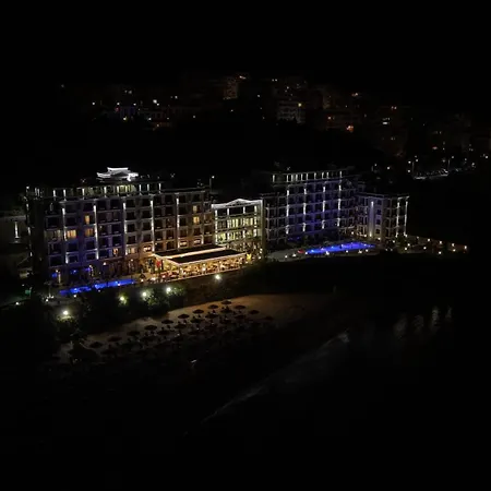 아파트 Onyx Deluxe First Line